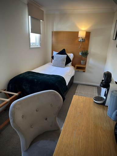 Bedroom 3, Slepe Hall Hotel, Cambridgeshire