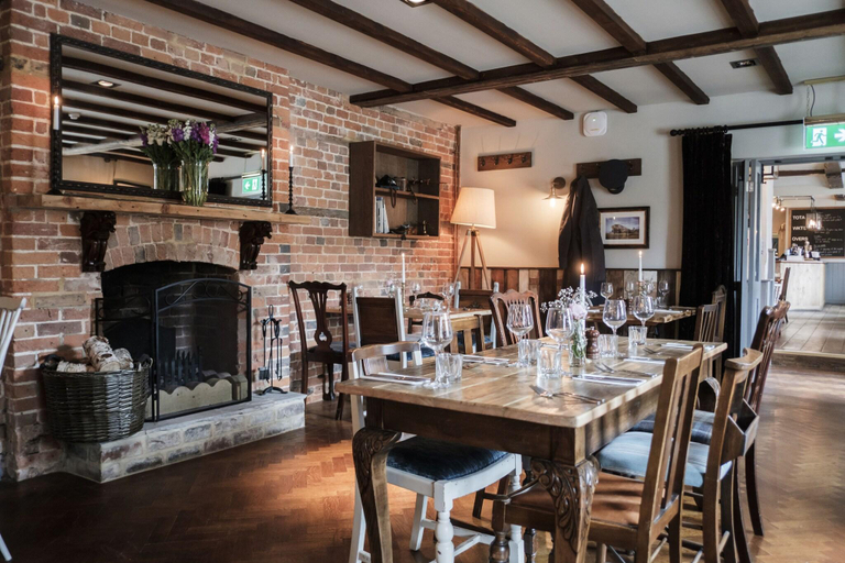 Food & Drinks 5, Hind s Head, West Berkshire