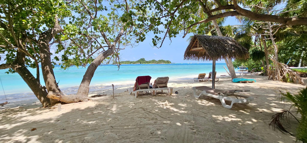 Beach 3, Beach Cottage, North Ari Atoll