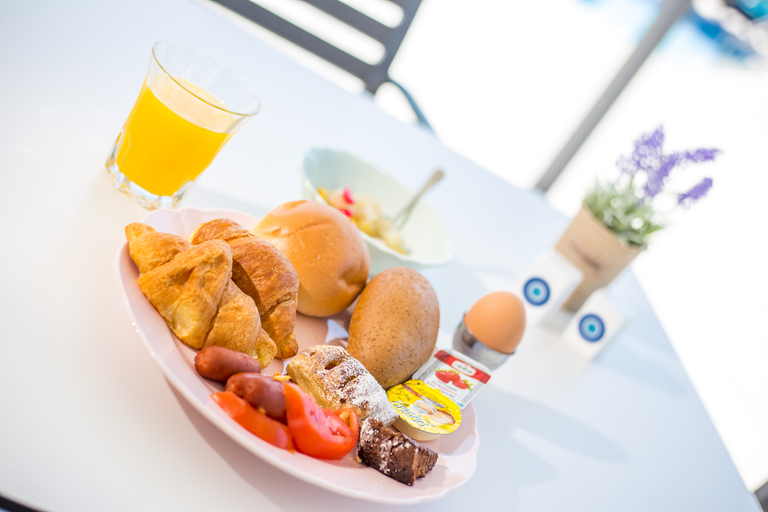 Restaurant 3, Madison Hotel, South Aegean