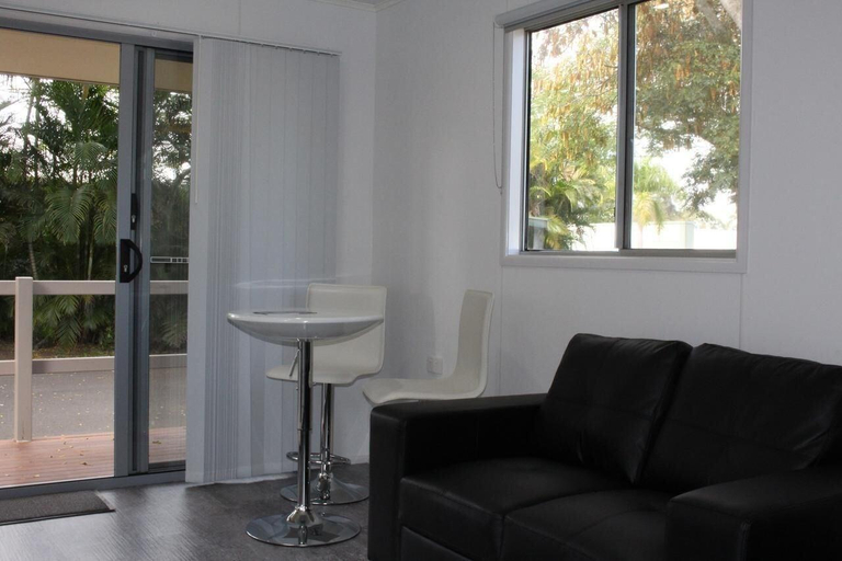 Room 4, Huntsville Caravan Park, Maryborough