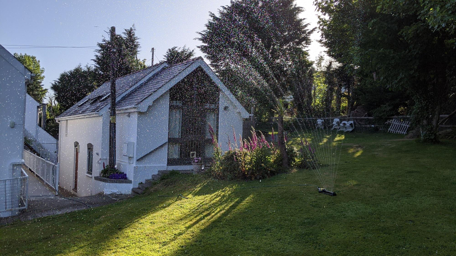 Room 5, Ivybridge Guest House, Pembrokeshire