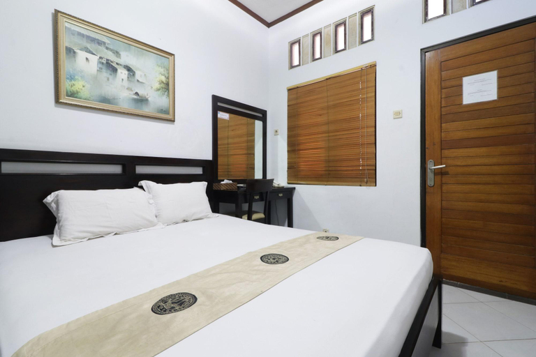 Room 2, Dinnar Homestay Syariah, Surabaya