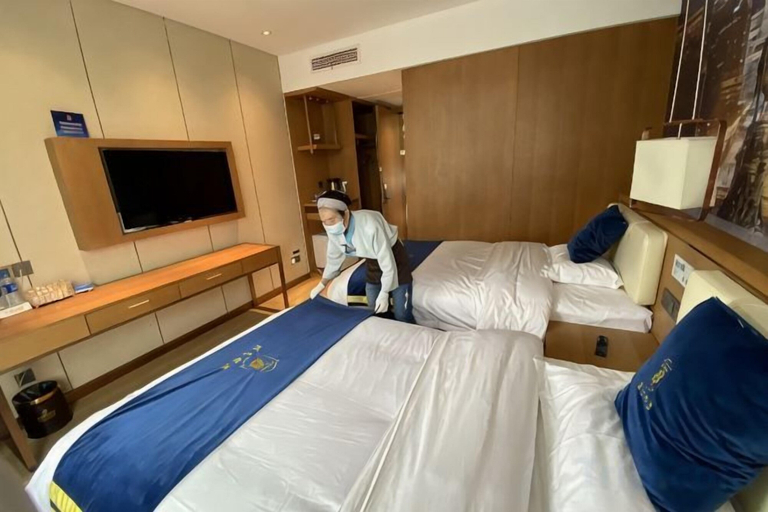 Bedroom 3, Super 8 Hotel (Beijing Qianmen Tiantan Park), Beijing