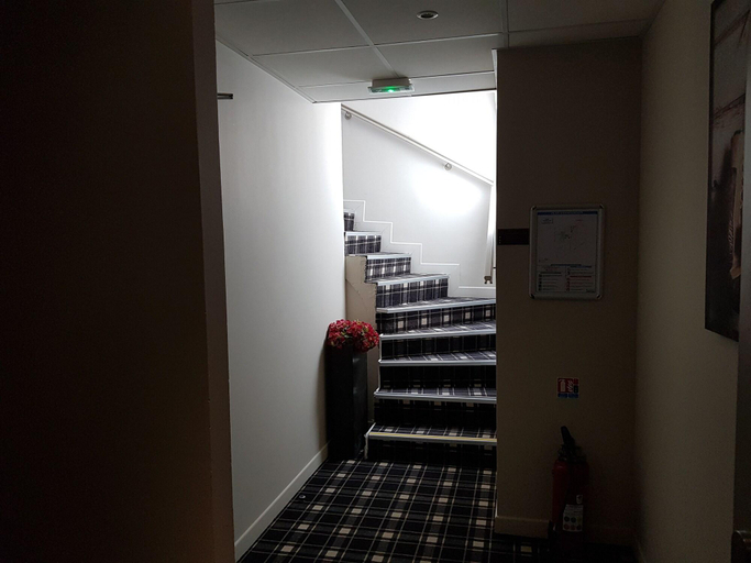 Public Area 3, Hôtel Au Bon Coin, Pyrénées-Atlantiques