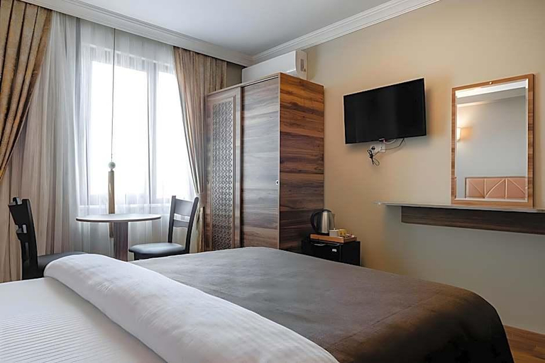 Bedroom 5, Madame Roza, Beyoğlu