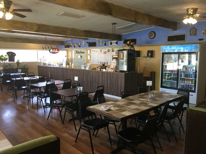 Food & Drinks 5, Budget Host Lafonda Motel, Seward