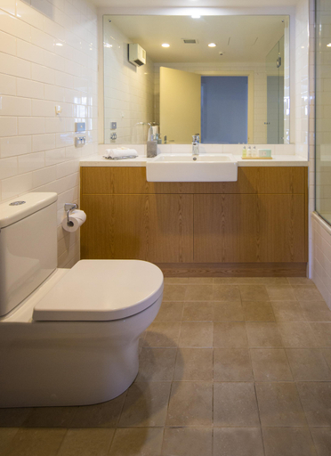 Bathroom 5, Villa Del Lago Hotel, Queenstown-Lakes