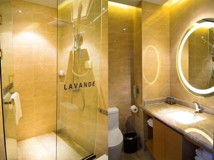 Bathroom 3, Lavande Hotel Guangzhou Shibi Metro, Guangzhou