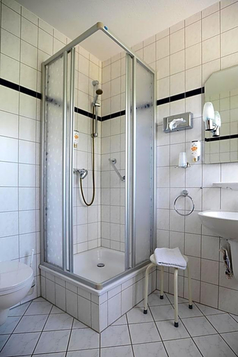 Bathroom 4, Landhotel Plauen Zwoschwitz, Vogtlandkreis