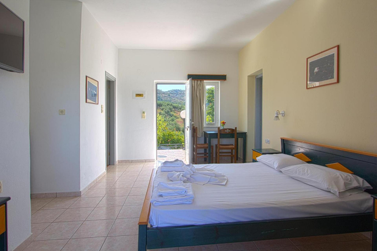 General view 2, Pinelopi Apartments, Crete
