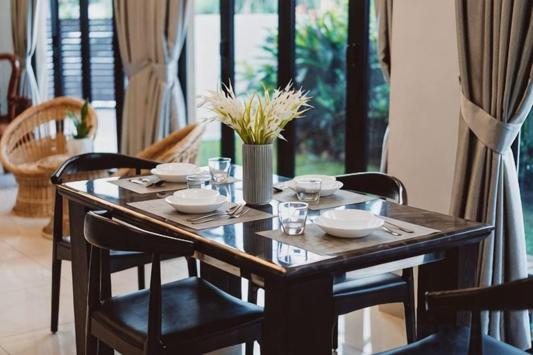 Dining 4, Loh Residence@Pinjistation (8pax 4br), Kinta