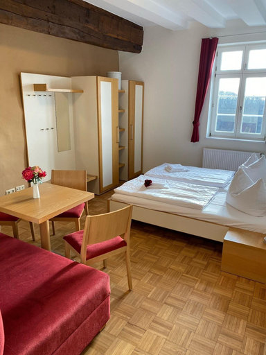 Bedroom 2, Burg Bodenstein, Eichsfeld
