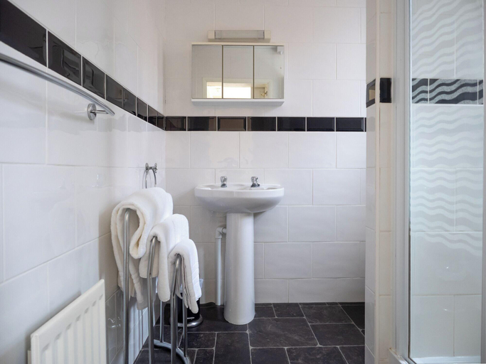 Bathroom 3, The Kildare, Lincolnshire