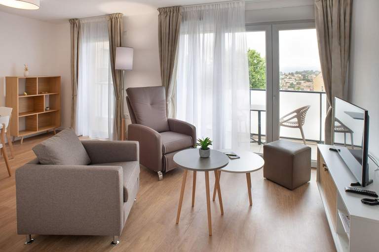 Room 3, Domitys La Majolique, Hérault