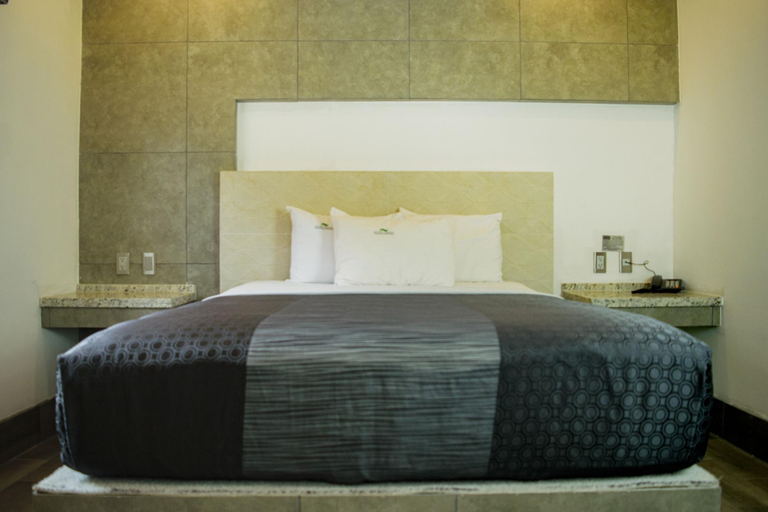 Room 4, Hotel Jardin, Tijuana