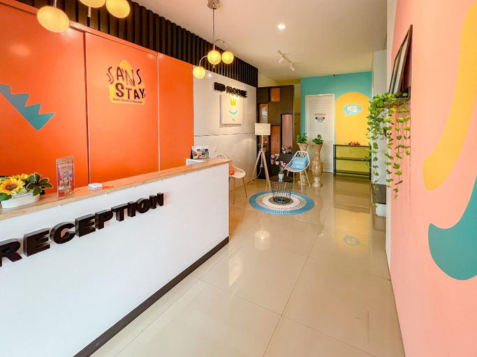 Lobby 4, Formerly RedDoorz @ Bukit Palma Surabaya, Surabaya