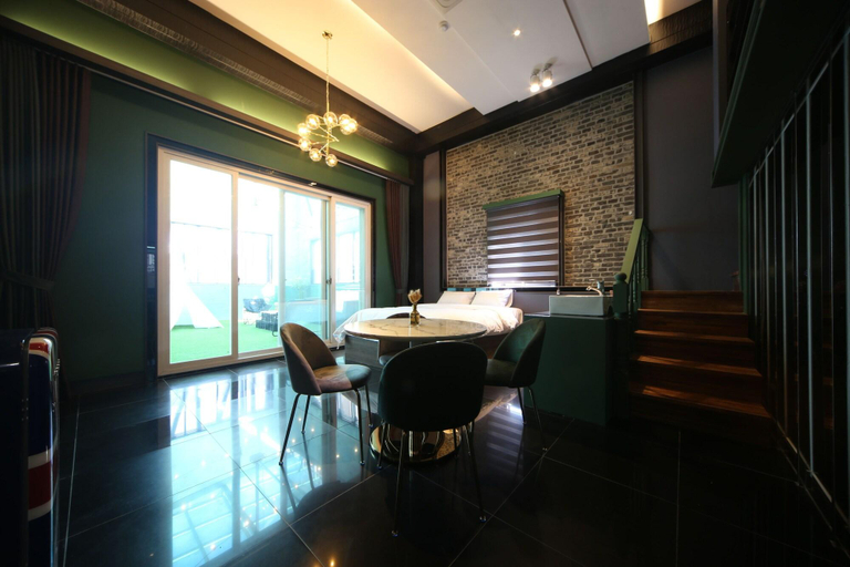 Room 5, Hotel Yeogiuhtte Daegu Station, Buk
