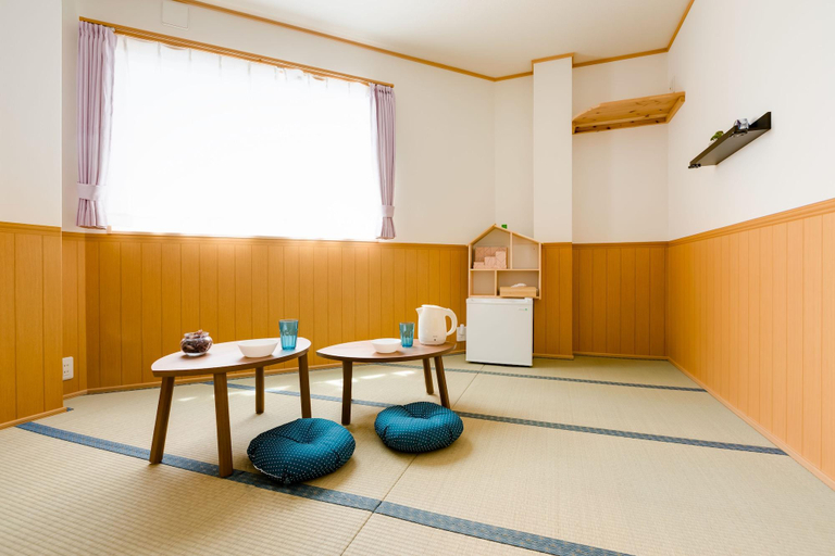 Room 5, Abc Guest House, Izumisano