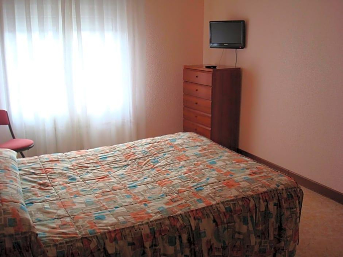 Bedroom 4, Hostal Hermanos Gutierrez, Burgos