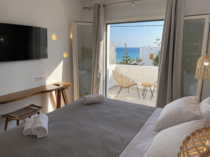 Room 5, Pelagos Studios, South Aegean