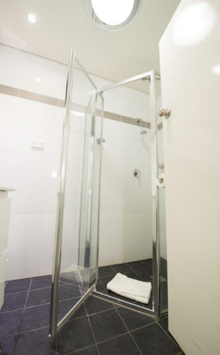 Bathroom 5, Liberty Plains Motor Inn, Sydney