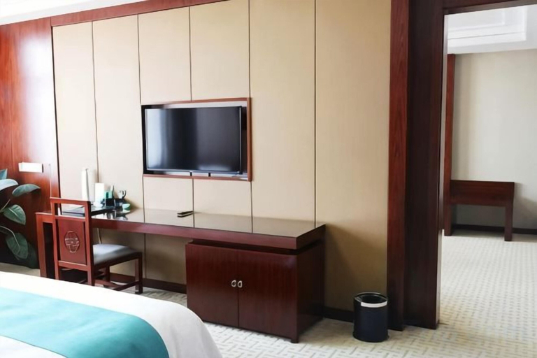Bedroom 3, Xincheng Hotel, Zibo
