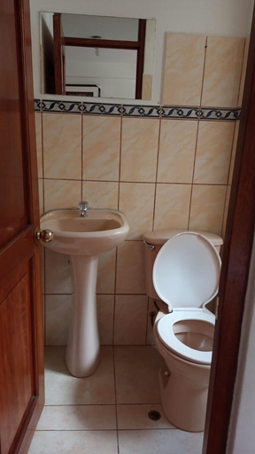 Room 2, Waynama Hostal, Urubamba