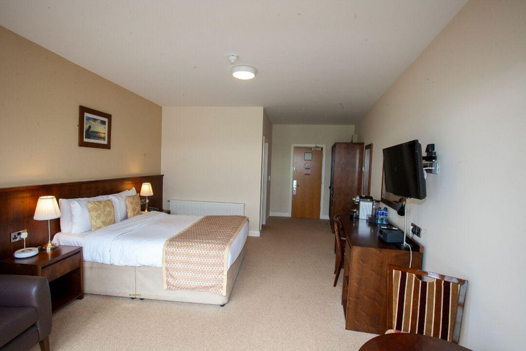 Room 4, Strandhill Lodge & Suites
