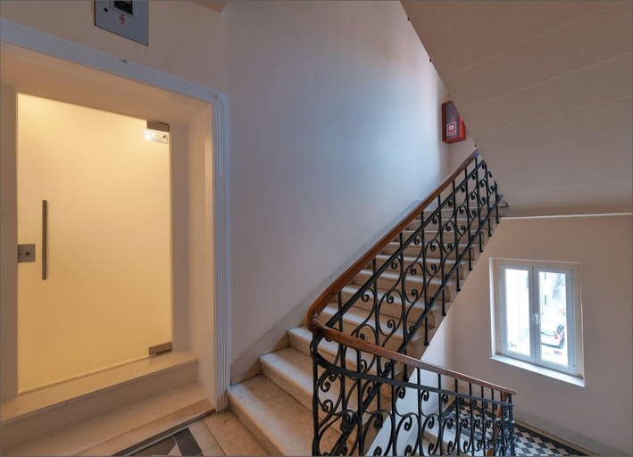 Public Area 2, Via Porto Rooms, Split