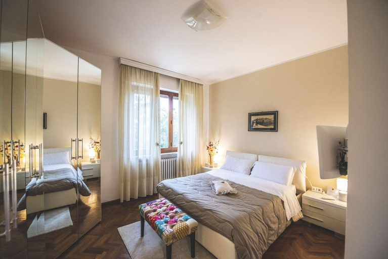 Bedroom 4, B&B Il Girasole, Perugia