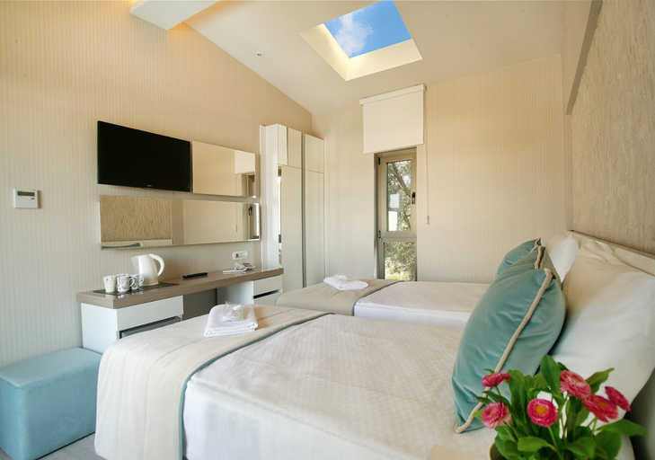 Bedroom 3, Best Western Plus Cesme Hotel, Çeşme