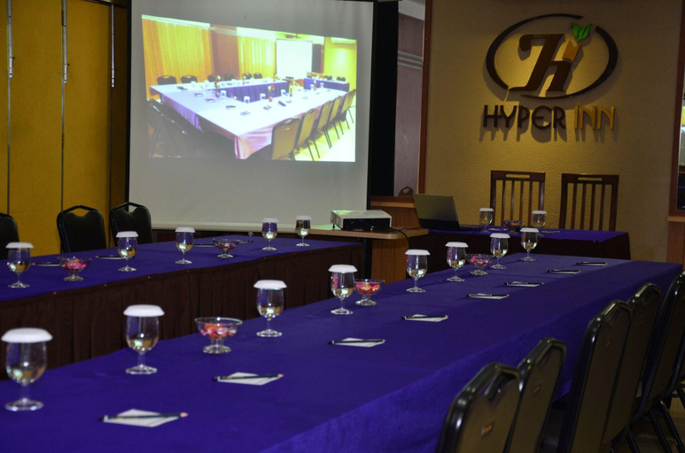 Others 3, Hyper Inn, Bandung