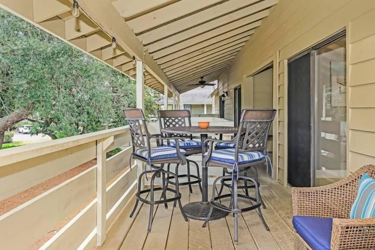 Outdoor dining 3, Seascape Golf Villas 11C, Walton