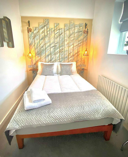 Bedroom 3, The Cherry Tree Inn B&b, Oxfordshire