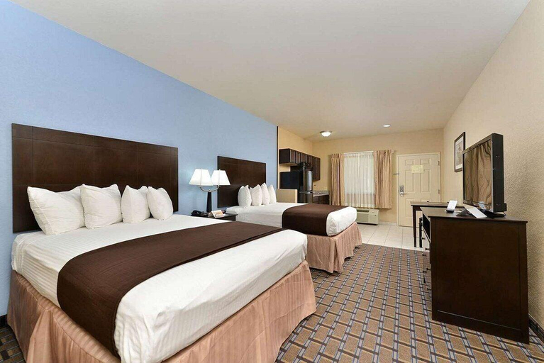 Bedroom 5, Western Inn & Suites, Dimmit