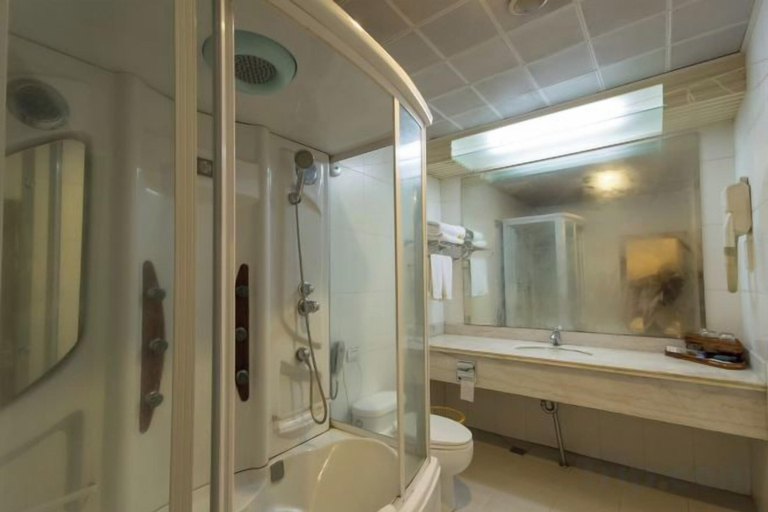 Bathroom 4, Xinghui Hotel, Lishui