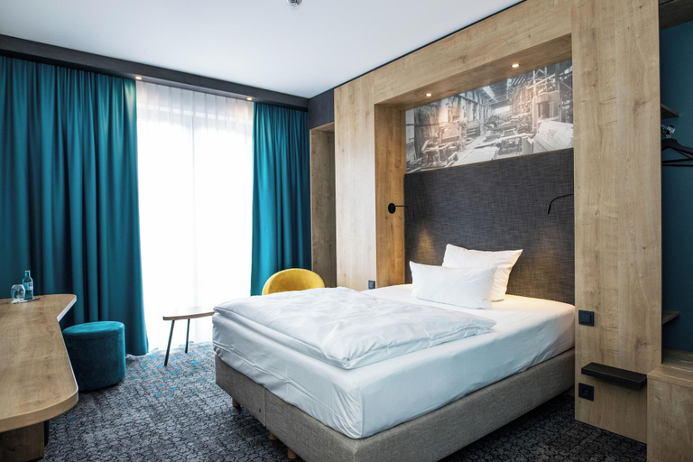 Room 5, Das Steinma Ller Hotel, Oberbergischer Kreis