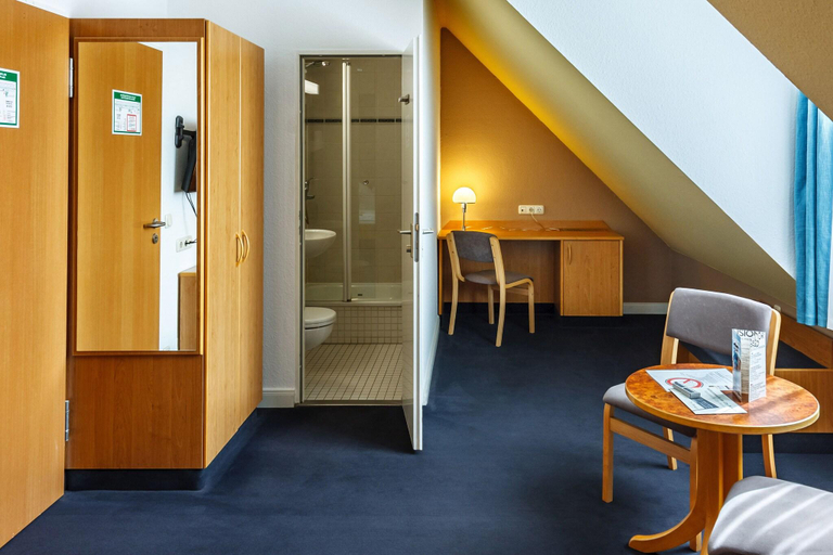Lobby 4, City-Pension Dessau-Roßlau, Dessau-Roßlau
