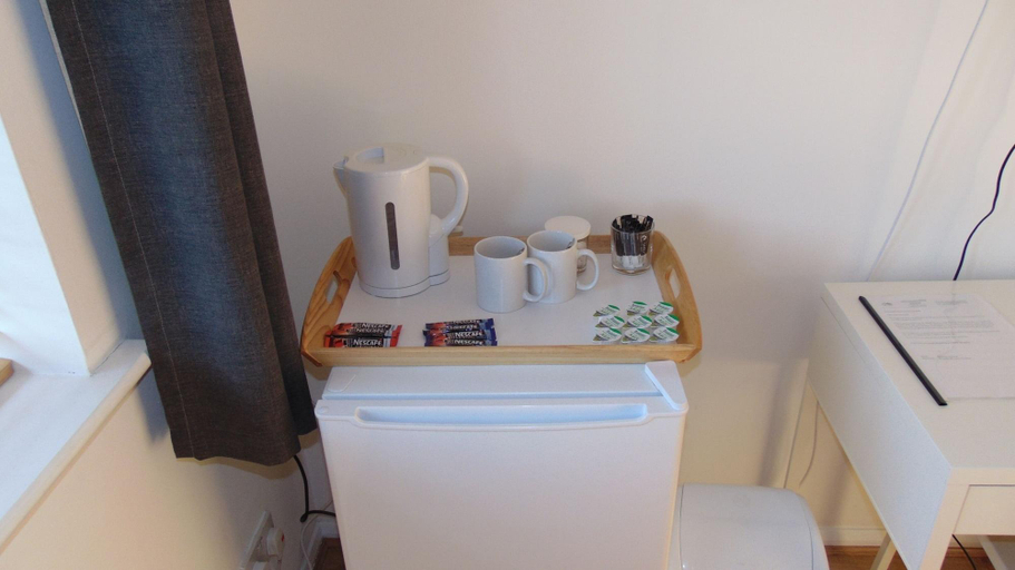 Room 2, Harlinger Lodge Annexe, London