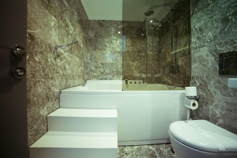 Bathroom 4, Anka City, Çankaya