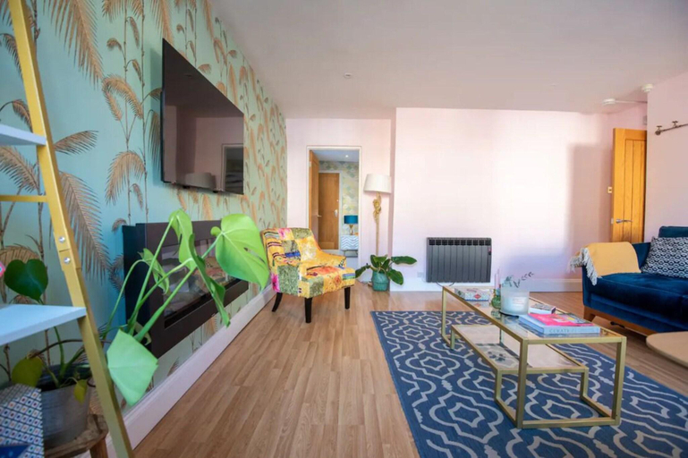 Public Area 2, Dream Stays Bath - Haringtons Place, Bath and North East Somerset