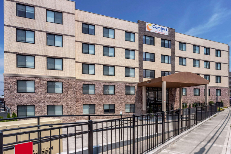 General view 2, Metro Inn JFK, New York