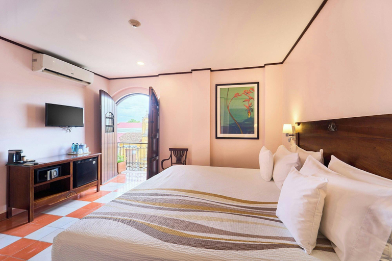 Room 2, Hotel la Recoleccion, León