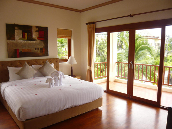 Room 2, Bangtao Tropical Residence, Phuket Island