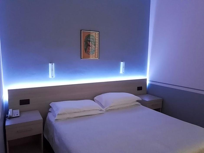 Bedroom 4, Hotel AstoriaTabiano Terme , Parma