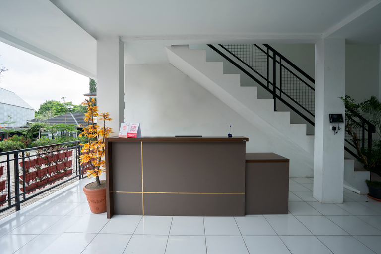 Lobby 4, Rossan Villa 3 Kazanan, Bandung