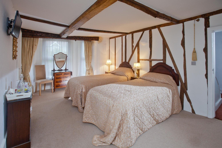 Room 4, The Old House Guesthouse, Wiltshire