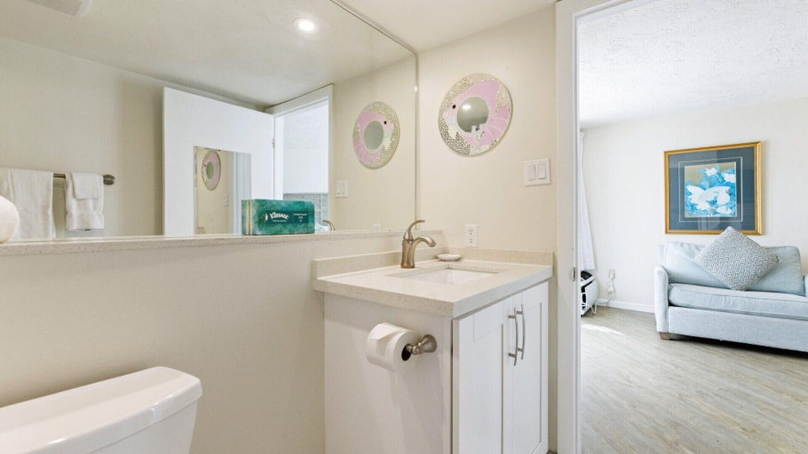 Bathroom 4, Caloosa Cove Resort By Coolvacay, Monroe