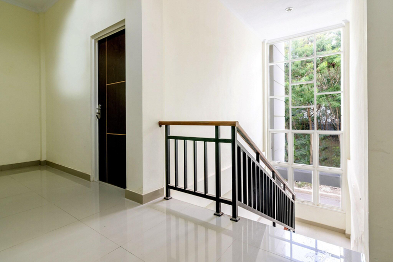 Lobby 3, 1431 Travel-Inn, Sleman